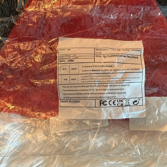 SANTA 🤶 HAT 🎩 LIGHTS UP WITH THREE DIFFERENT SETTINGS - Picture 6 of 6